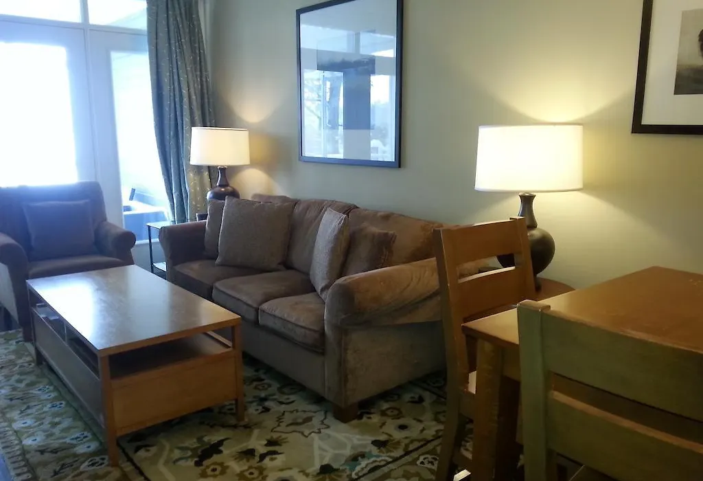 Touchstone Resort On Lake Muskoka-1
